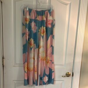 Floral Maxi Capri Pants in Blue and Pink